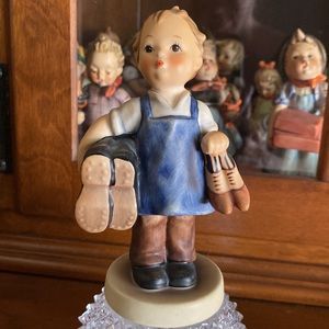 💙TM3 ‘Boots’ Hummel Goebel #143/0